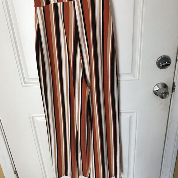UO Delany Straight-Neck Striped Jumpsuit - Picture 7 of 12